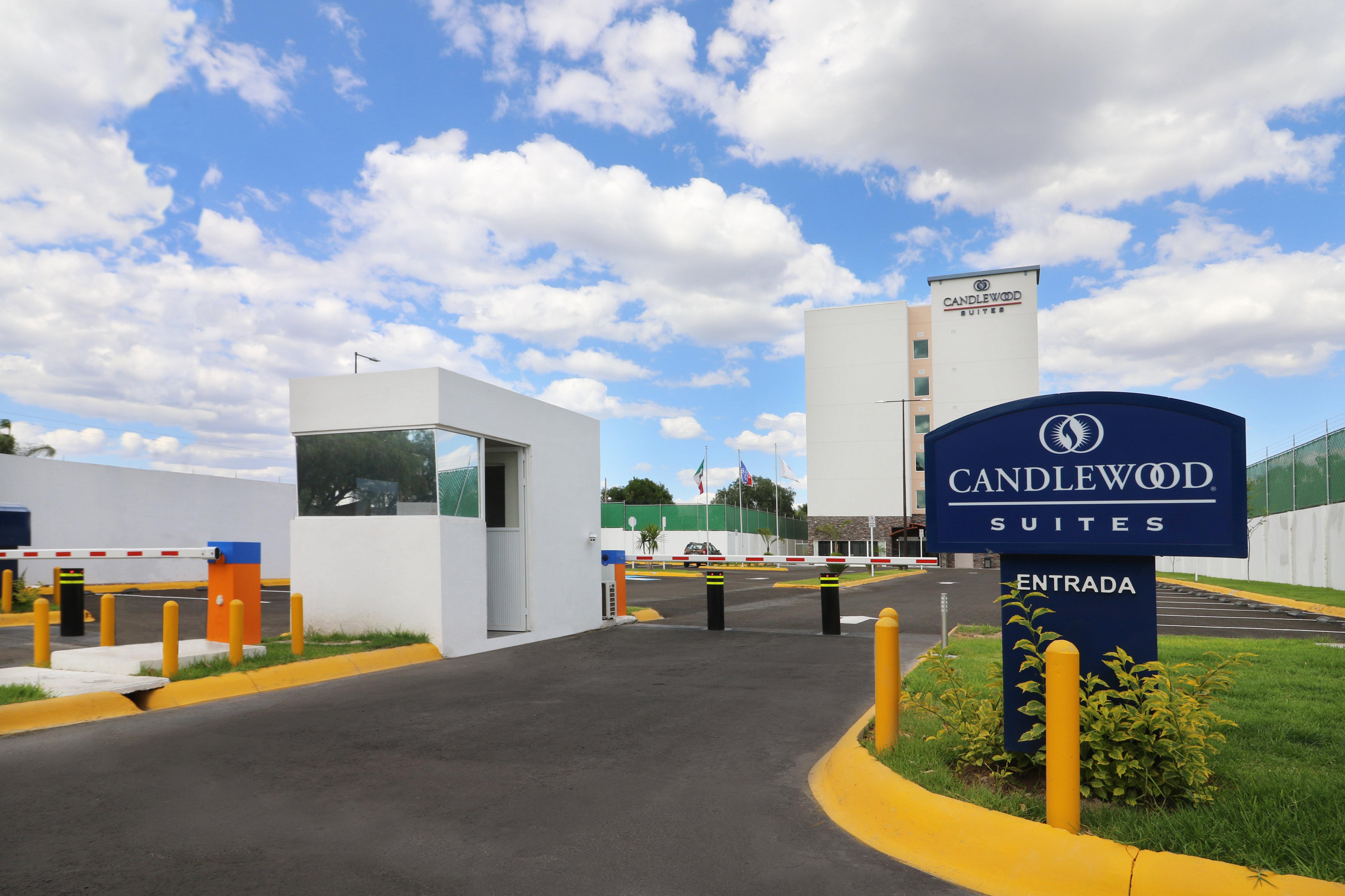 Candlewood Suites Celaya Celaya  Exterior photo